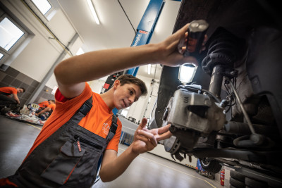 Automechanik – údržba a opravy vozidel